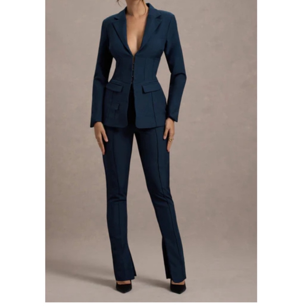 Chic Women's Navy Pantsuit